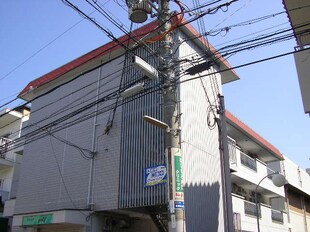 栄穂マンションの物件外観写真